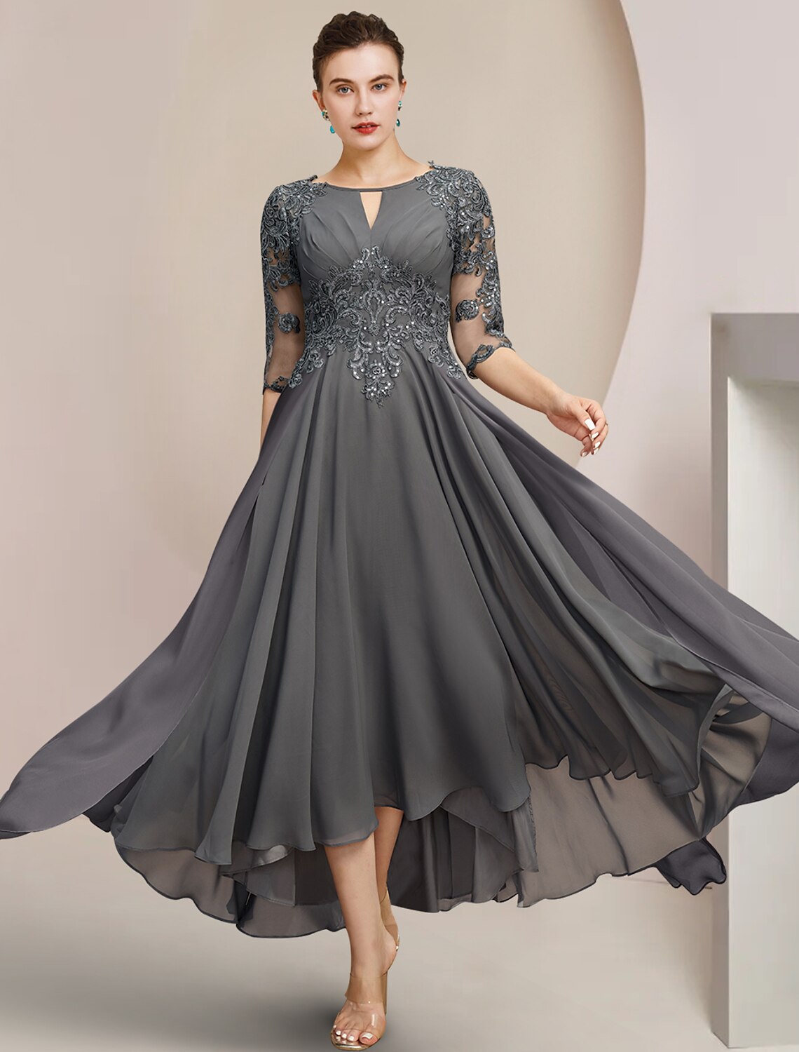 Vestido de madre de la novia de corte A, formal, para invitada de boda, elegante, con escote alto bajo, largo hasta la rodilla, de gasa, con encaje, media manga y apliques de lentejuelas